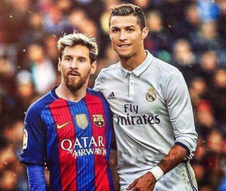 气坏了！沈梓捷补防被吹犯规抱怨绕场 犯满离场