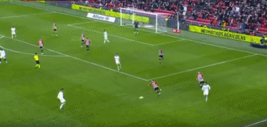 官方：美因茨主帅亨里克森下课；球队积6分排名德甲垫底