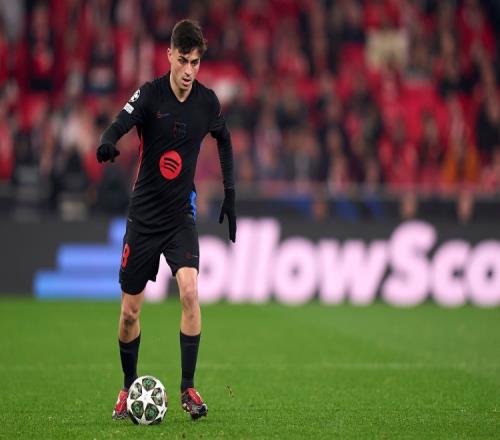 卡拉格：维尔茨本场数据相当亮眼，他的踢法、位置像德布劳内