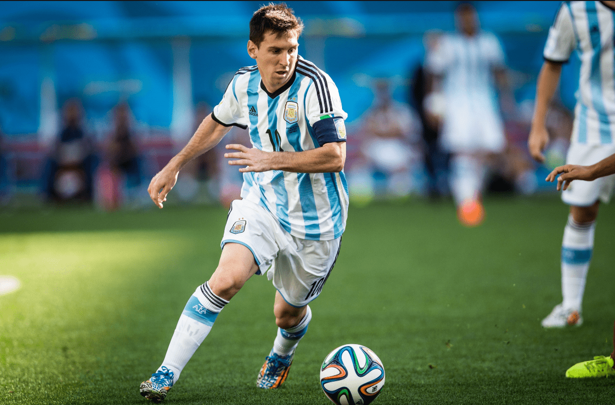 张琳芃第11次赢得中超冠军，超越郑智成国内联赛历史第一人！