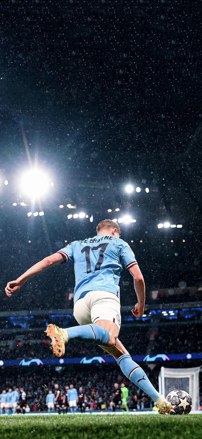 小将卡尔：我从基米希和凯恩身上学到了很多，很开心在拜仁踢球