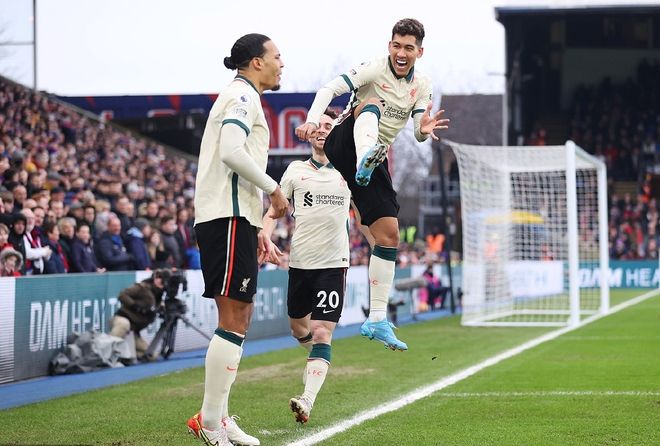 足球中超重金投入青训，多所足球学校开建