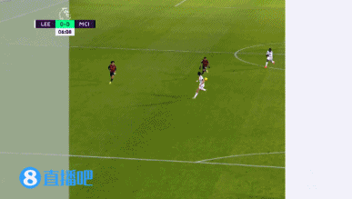 孙颖莎王楚钦赛前训练气氛轻松，大头仰头大笑，大笑引发全场欢笑